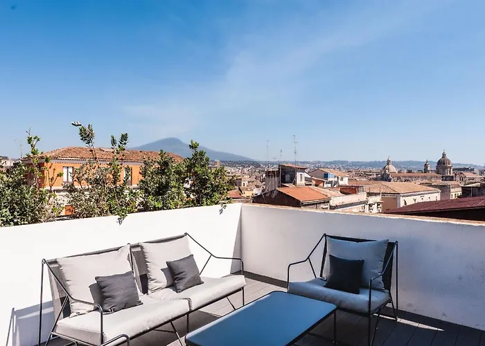 Grimaldi Apartments With Terrace By Wonderful Italy